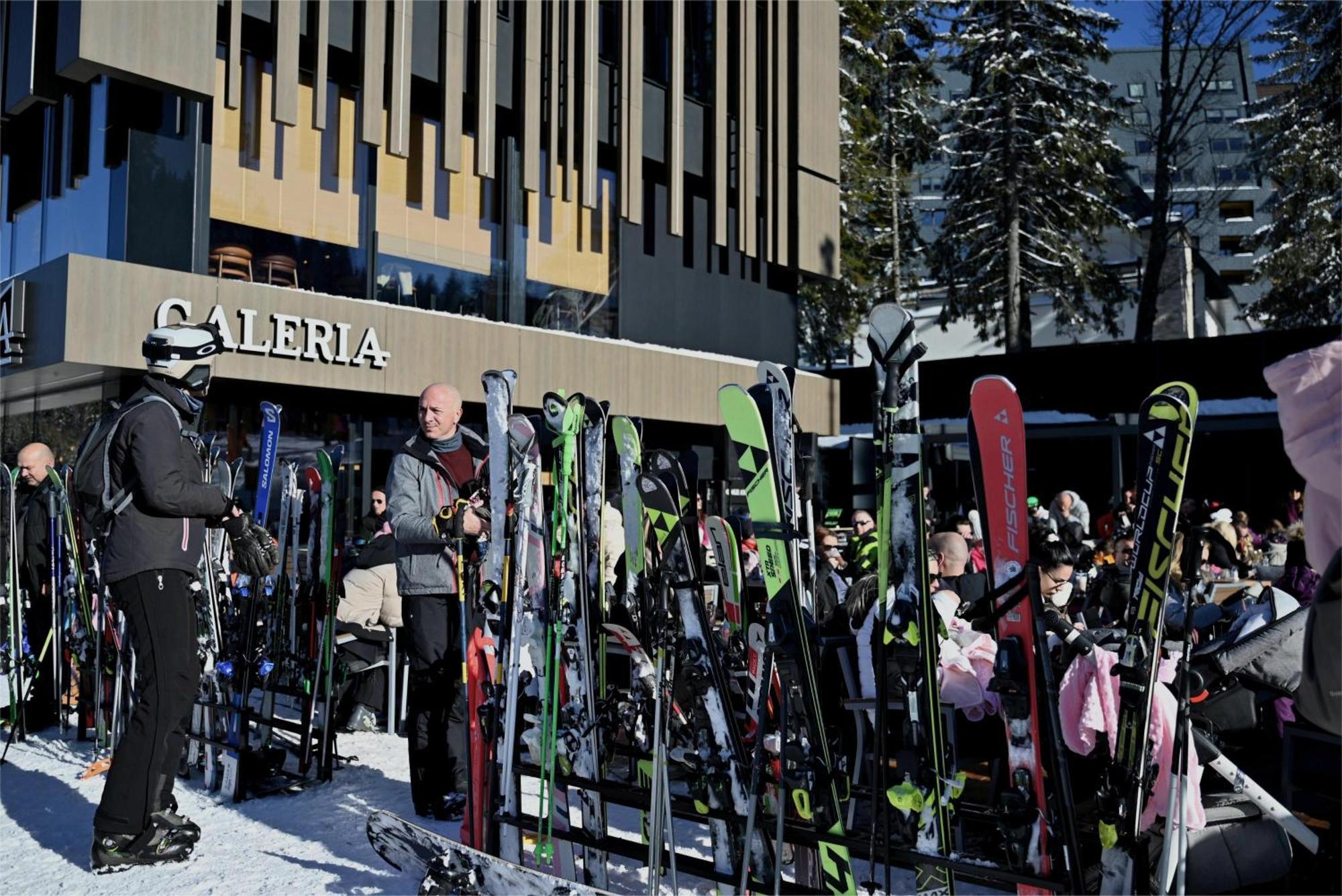 Galeria Jahorina Luxury Ski Apartments And Restaurant Exterior photo
